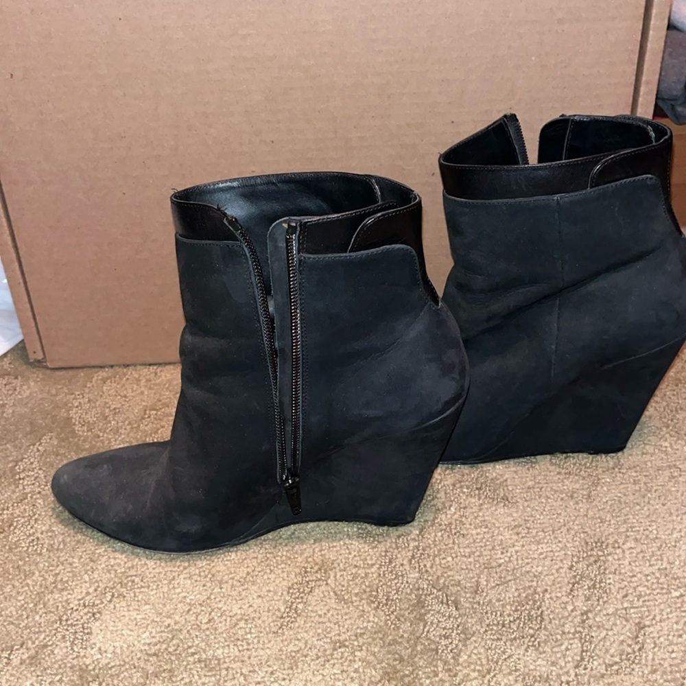 Vince platform bootie